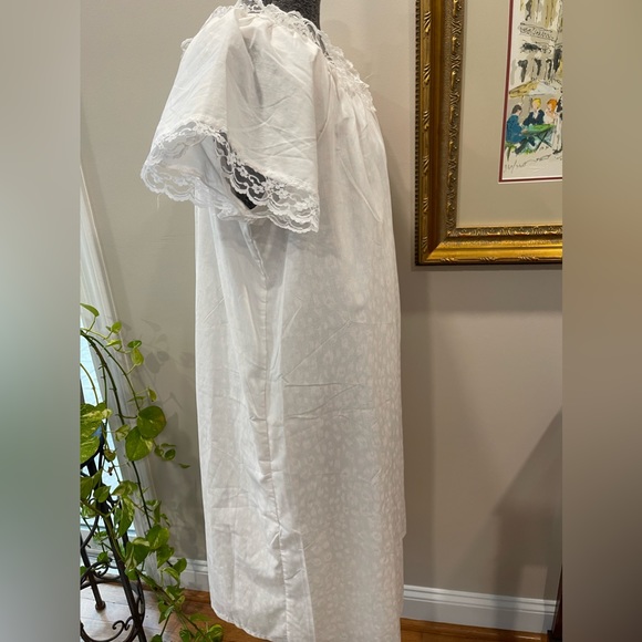 Carriage court 2 piece nightgown robe set ladies size 12/14 70s girly Vintage‎ - Picture 5 of 16